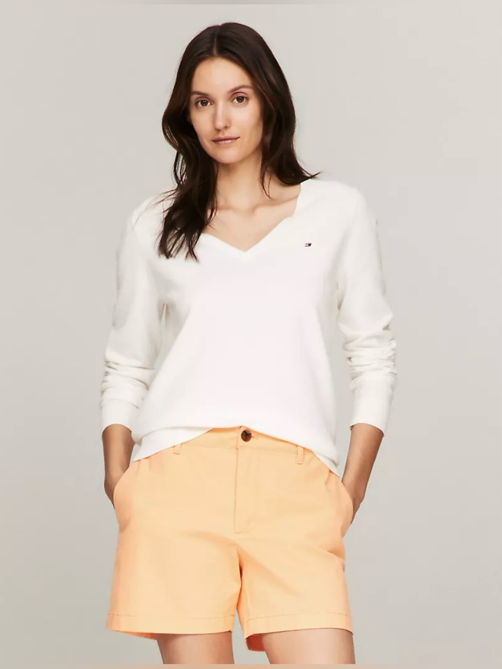 BNWT V-Neck Sweater Tommy Hilfiger Size Small